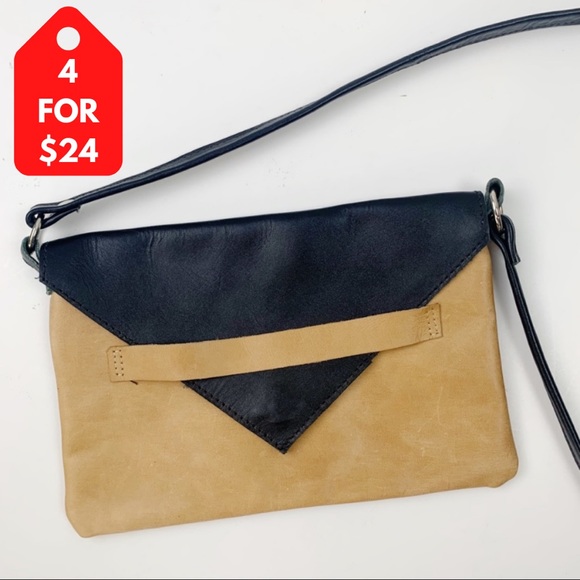 Vintage Handbags - 4/$24 Vintage Leather Minimalist crossbody handbag
